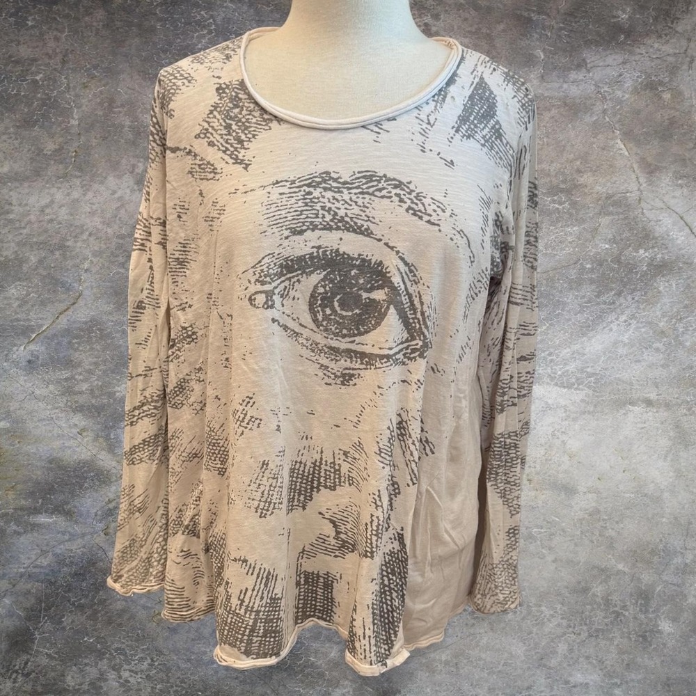 Magnolia Pearl Freedom Park Conscience Distressed Graphic Tee Women's One Size - Picture 1 of 4
